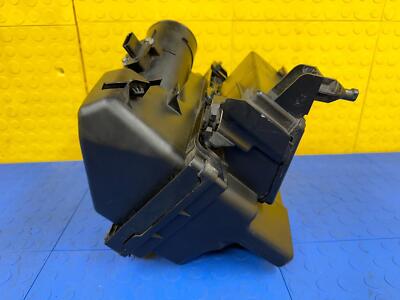 c55d41d9231e5b11779822653f6a0a33 09 10 11 NISSAN MURANO Air Cleaner Box Assy OEM 16500-1AA0A