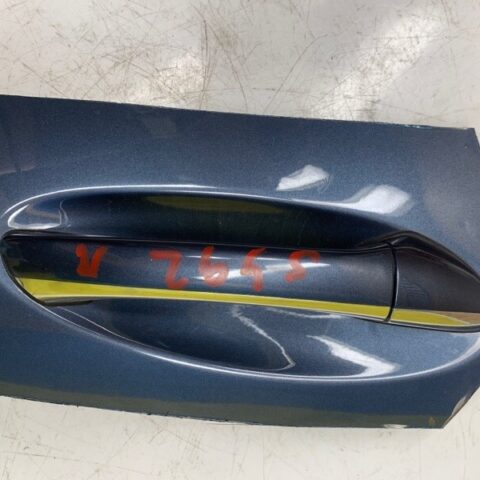 04 05 06 Mercedes-Benz CLK350 Front Right Passenger Side Exterior Door Handle