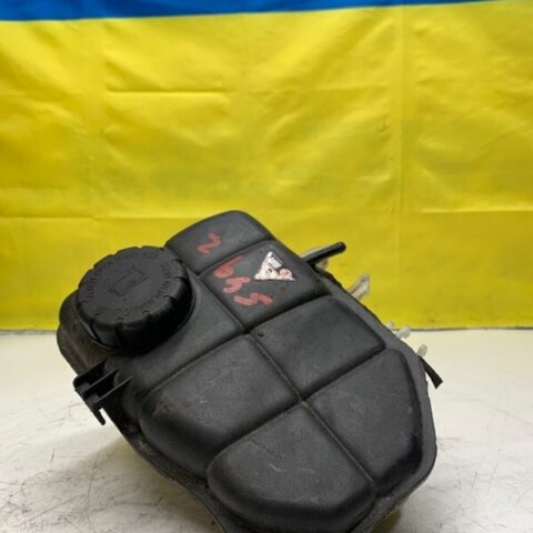 09 08 07 06 05 04 03 Mercedes-Benz W209 CLK350 Coolant Overflow Reservoir Bottle