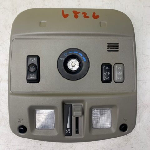 2006 06  Cadillac SRX Center Console Overhead Light OEM
