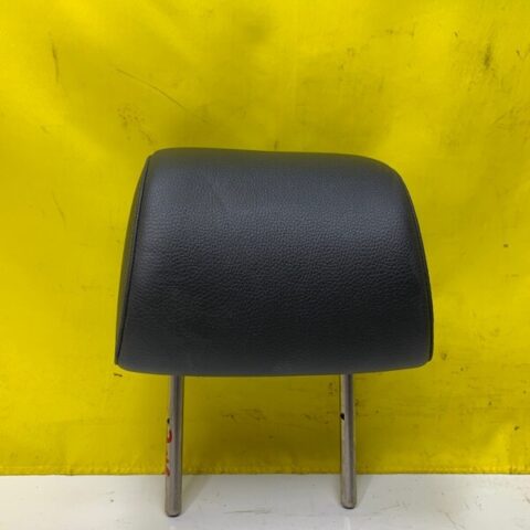 05 06 07 08  Volkswagen Jetta Rear Seat Left Or Right Side Leather Head Rest OEM