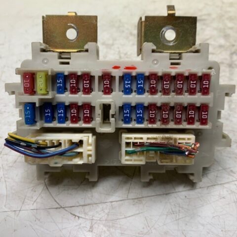 06 07 08 09 10 Nissan Armada Interior Cabin Fuse Box Relay Junction OEM