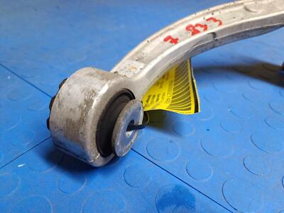 d3b62d6fdba20d33acbff77db7dc0a05 13 14 15 16 MERCEDES GL450 Front Left Upper Control Arm OEM A1663301707