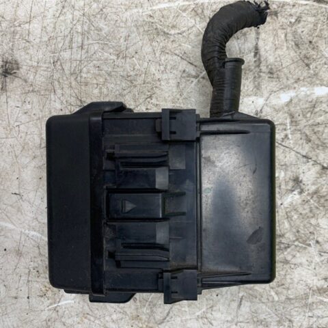 2007 2008 2009 Mitsubishi Eclipse Under Hood Fuse Relay Box OEM MR986305