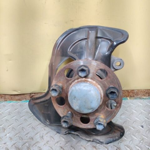 11 12 13 14 Mercedes-Benz E350 A207 Front Left Steering Knuckle OEM A2043320101