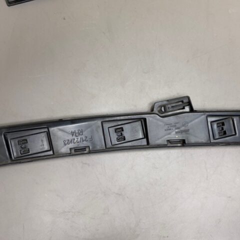 14 15 16 BMW 228I F22 Coupe Front Right Side Sill Holder Support Bracket OEM