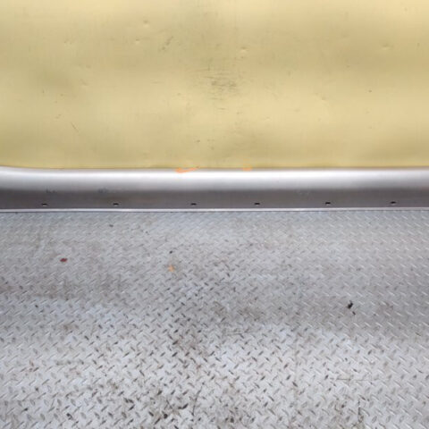 96 97 Lexus LX450 Right Rocker Panel Skirt Molding OEM 75850-60020