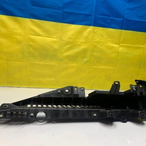 16 17 18 19 BMW F16 X6M Rear Right Side Quarter Window Waist Rail Mount OEM