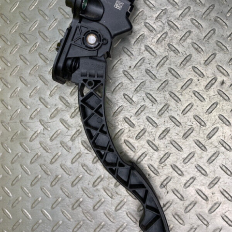 07 08 09 10 11 12 13 14 Mitsubishi Outlander  Gas Accelerator Pedal OEM 1600A102