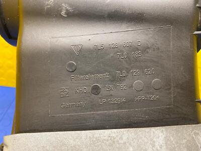 dc1d4864434ce4ec4b7ae44225618bce 03 04 05 06 08 09 10 PORSCHE CAYENNE Left Air Cleaner OEM 95511002110