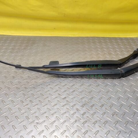 07 08 09 10 11 12 13 Acura MDX Windshield Wiper Arm Set OEM