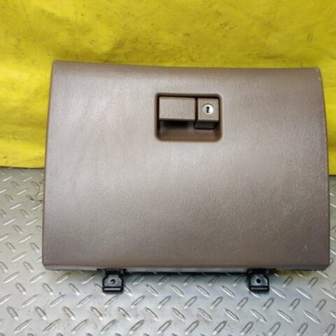 95 96 97 LEXUS LX 450 Glove box glovebox storag  55501-60120-E0 OEM
