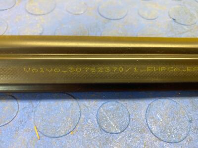 dfb4e830c2300c4fbe3c49e583c031ff 11 12 13 14 15 16 VOLVO XC60 Front Right Window Weather Stripping OEM 30762371