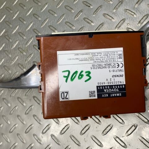 13 14 15 16 17 Toyota Camry Hybrid  Smart Key Control Module OEM 8999006101