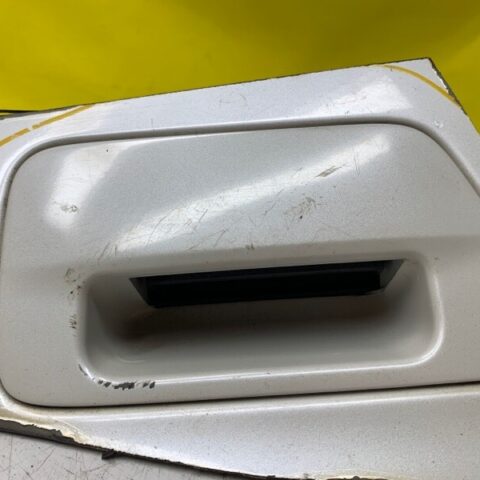 2002-200908 07 06  Lexus GX470 Rear Back Door Handle OUTSIDE OEM