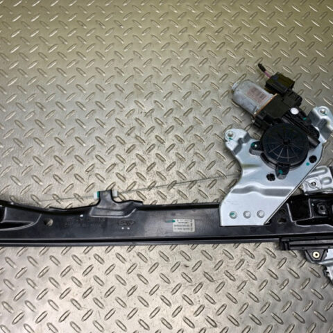 18 19 20 21 Ford Ecosport Front Right Window Regulator w/ Motor OEM GN15A23200HB