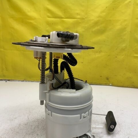 11 12 13  KIA Sorento Tank Fuel Pump Assembly OEM  31110-1U000