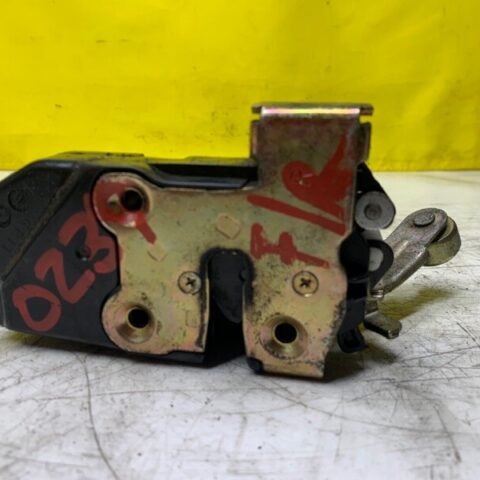 2005 2006 2007 Jeep Liberty Right Passenger Front Door Lock Latch Actuator OEM