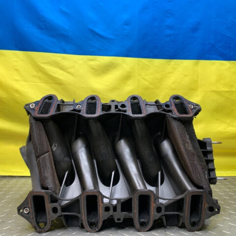 99 00 01 02 Cadillac Escalade Ext 6.0 LQ9 Intake Manifold OEM 17113697