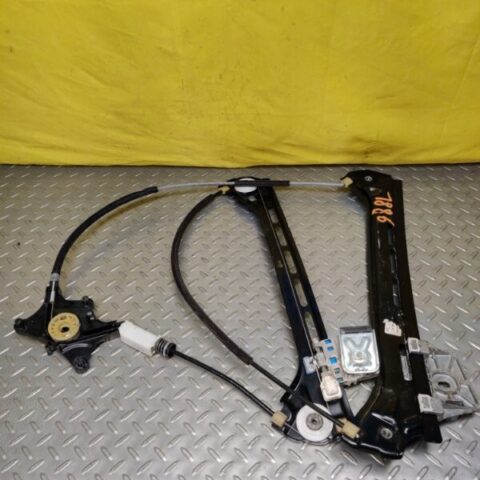 13 14 Mercedes A207 W207 Front Right Door Window Regulator OEM A2077200446