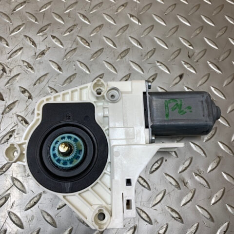 12 13 14 15 16 17 Porsche Cayenne Front Left Door Window Motor OEM 8K0959801B