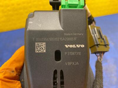 e9089e871c6dba3a91ce0b4c2232d59d 14 15 16 17 VOLVO XC60 Windshield Lane Daperture Collision Camera OEM 31387310