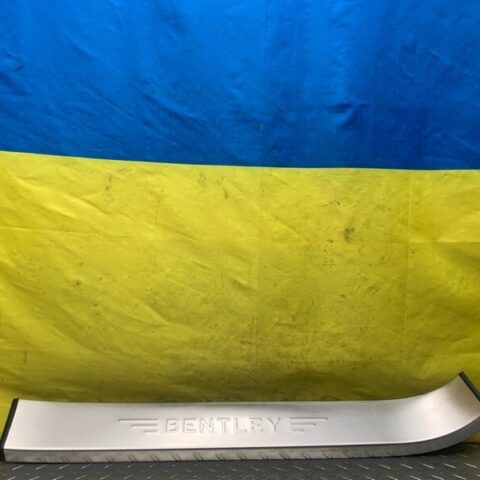 05 06 07 08 Bentley Continental Flying Spur Right Front Door Sill OEM