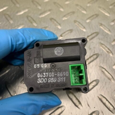 05 06 07 08 09 Bentley Flying Spur HVAC Flap Servo Motor Actuator OEM 3D0959311