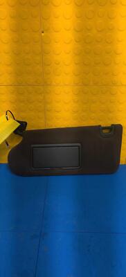 19 20 INFINITI QX50 Driver Left Sun Visor Illuminated OEM 96401-5NA5B