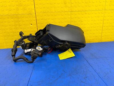 09 10 NISSAN MURANO Under Hood Fuse Relay Box OEM 243831AA0A