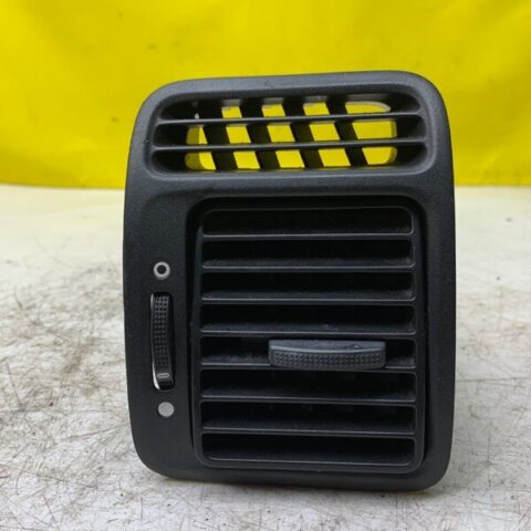 02 03 04 05 06 Honda CR-V CRV Dash Driver LH Side AC Heater Air Vent OEM