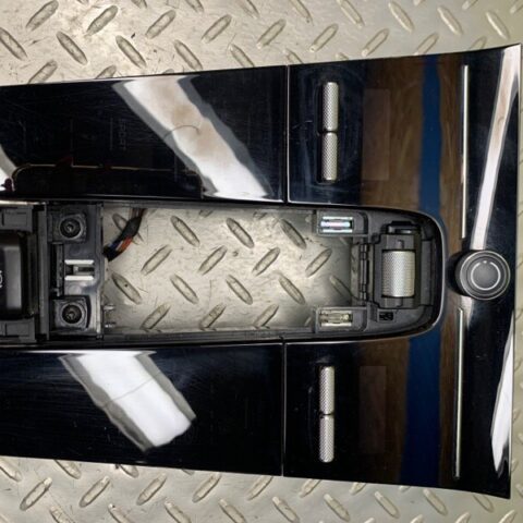 17 18 19 20 21 22 Porsche Panamera Center console climate control panel OEM