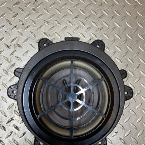 18 17 16 15 14 13 12 11 Porsche Cayenne Rear Door Speaker BOSE OEM 7PP035710C