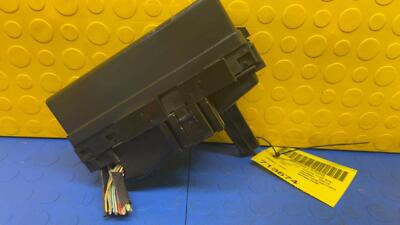 05 06 07 08 09 10 11 NISSAN PATHFINDER Under Hood Fuse Box OEM 24382EA010