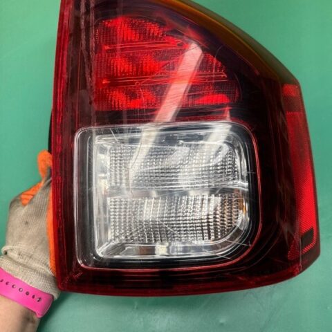 14 15 16 17 Jeep Compass Right Passenger Side Tail Light  OEM ( damage)