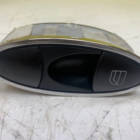 03 04 05 06 Mercedes-Benz W211 E50 Front Passenger Window Switch A2118211351