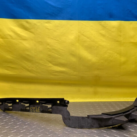 07 08 09 10 Porsche Cayenne Rear left bumper bracket OEM 7L5807393E