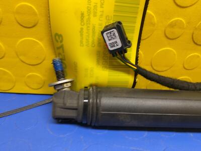 f200cd7cfcdd2e9970bc63ab20fa5620 16 17 18 19 20 21 22 23 VOLVO XC90 Liftgate Power Lift Motor OEM 31457610