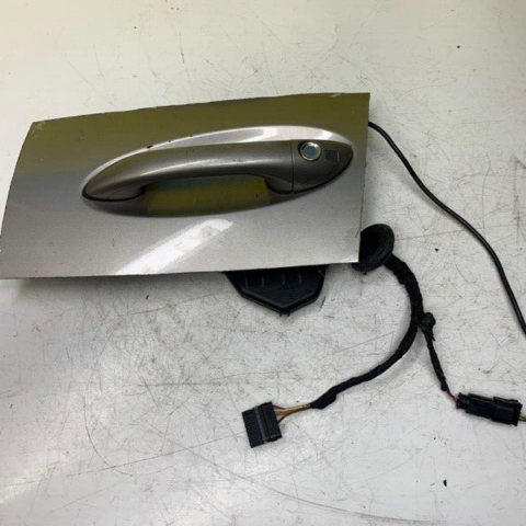 06 07 08 09 10 Mercedes-Benz W251 Exterior Door Handle Front Left Side OEM