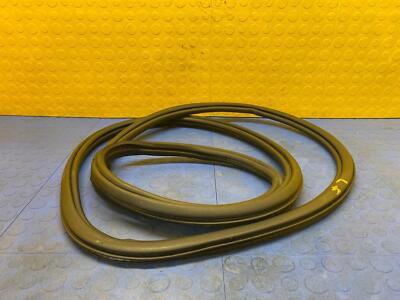 16 17 18 VOLVO XC90 Front Left or Right Door Body Weatherstrip Seal OEM 31457674