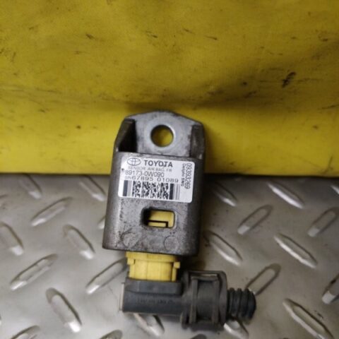 10 09 08 07 06 05 04 03 02 Lexus SC430 Front Impact Crash Sensor OEM 891730W090