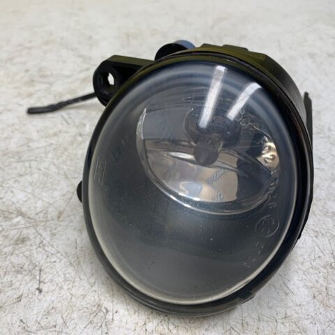03 04 05 06 BMW X5 Front Bumper Right Passenger Side Fog Light Lamp OEM