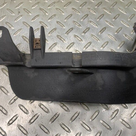 05 06 07 08 09 10 11 12 13 Bentley Flying Spur Rear Right Mudflap OEM 3W5854856A