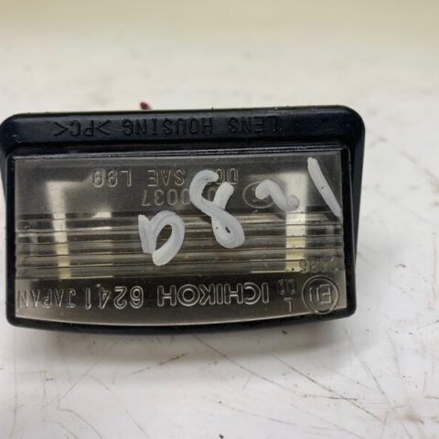 06 07 08 09 Infiniti M35 M45 Rear Left License Plate Light Lamp OEM 26510-EG00A