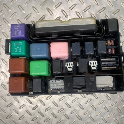 01 02 03 04 05 06 07 08 09 10  Lexus SC430 Fuse Relay Box OEM 8274224010