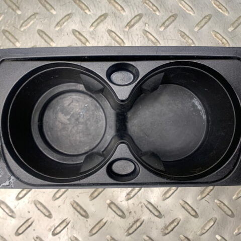 07 08 09 10 Porsche Cayenne  Center console cup holder OEM 7L5862531K