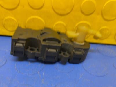 fac407c004d0e1754269cf3491a4ca56 16 VOLVO XC90 HVAC Flap Actuator OEM EH620003