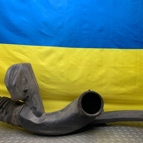 01 02 03 04 05 Cadillac Escalade EXT Air Intake Cleaner Duct Hose OEM15060999