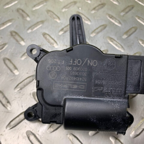 07 08 09 10 Porsche Cayenne Flap motor actuator OEM 52410492R04