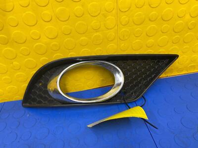 07 08 09 MERCEDES E-350 W211 Front Right Bumper Fog Light Cover OEM 2118851653